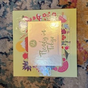 BH Cosmetics Trendy in Tokyo Eyeshadow Palette